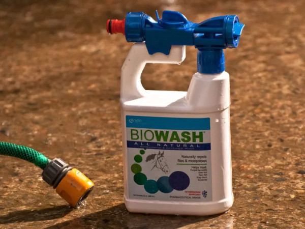 BIO WASH 946 ml in Sprühflasche :-)